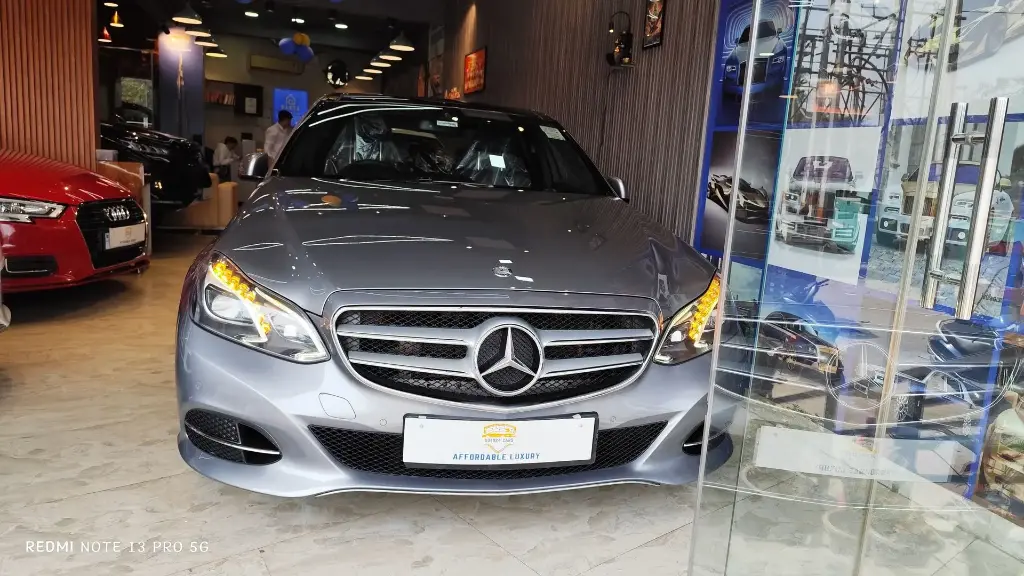 MERCEDES BENZ E-250 CDI AVANTGARDE