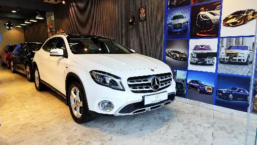 Mercedes Benz GLA 200 sports (PETROL)