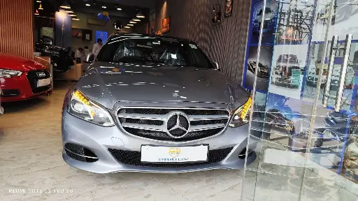 MERCEDES BENZ E-250 CDI AVANTGARDE
