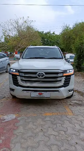 Toyota Land Cruiser V8